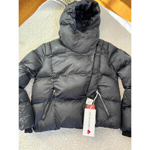 Obermeyer Youth Girls Size Medium Black Puffer Jacket